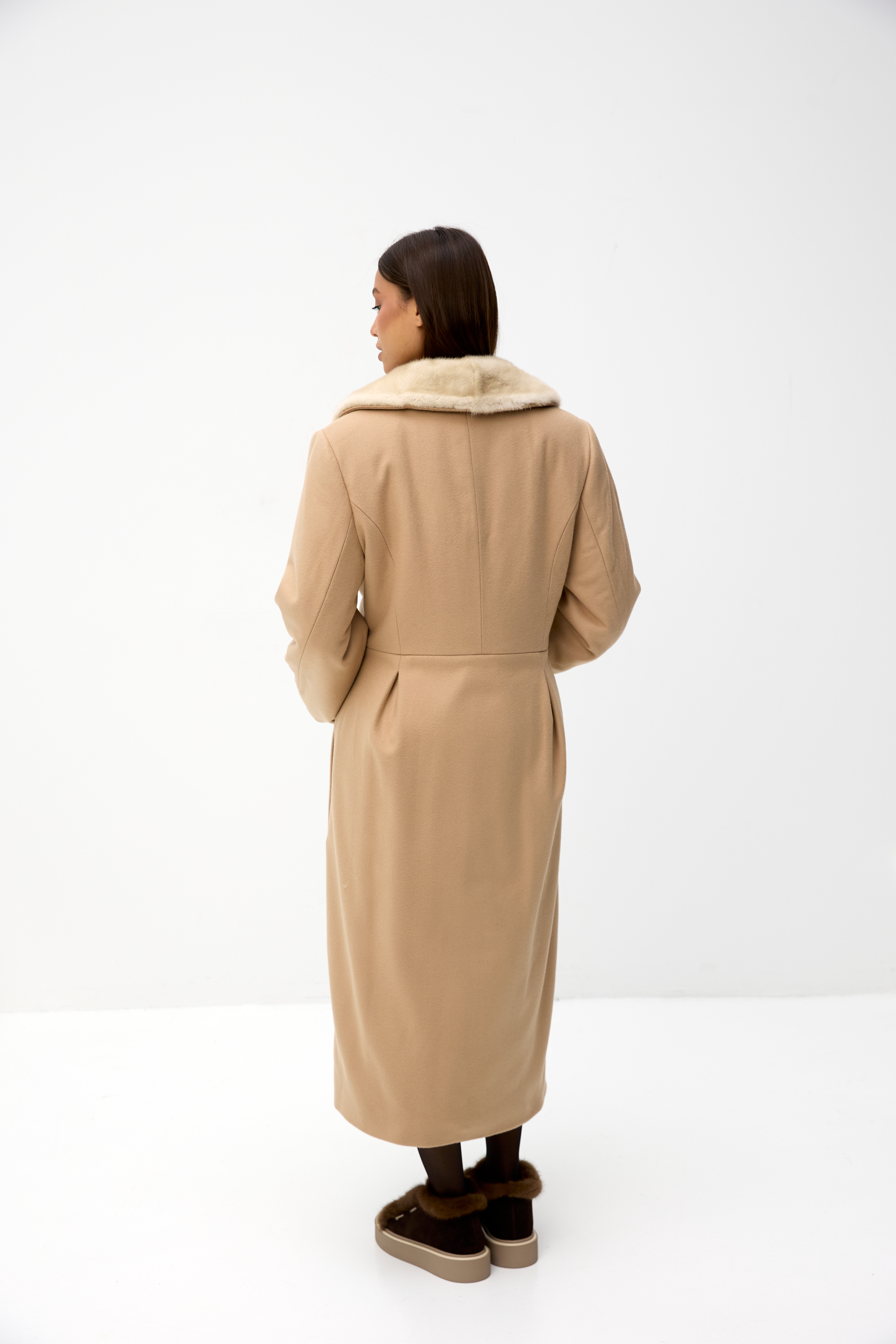 Пальто с подкладкой из норки съемной SANDWOM