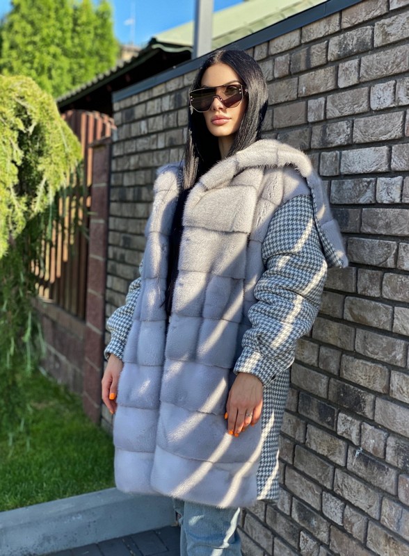 Пальто с мехом норки